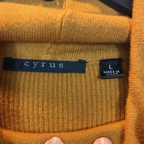 Cyrus Mustard/Gold Cowl Neck Sweater Size Large - Picture 9 of 12